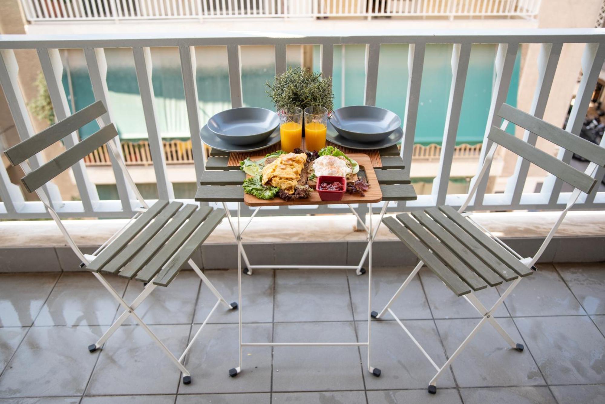 Koukaki Urban Retreat, Steps From The Acropolis Apartment *